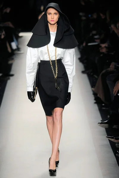 Look 6